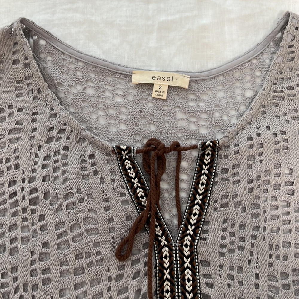 Gray Boho Top - Picture 2 of 2